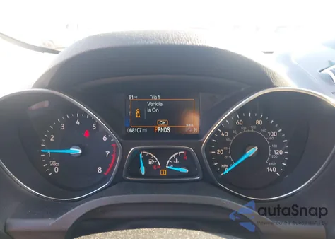 2019 Ford Escape Titanium z USA, uszkodzony, nr VIN 1FMCU9J96KUB94222